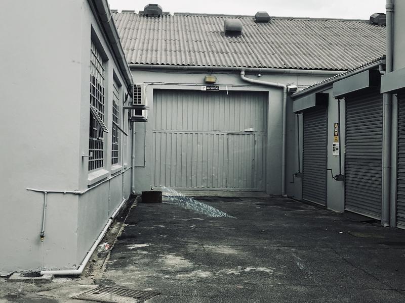 To Let Commercial Property for Rent in Paarden Eiland Western Cape